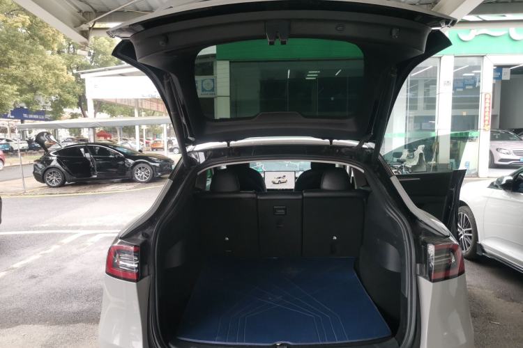 Used Tesla Model Y 2022 Rear-Wheel-Drive Version
