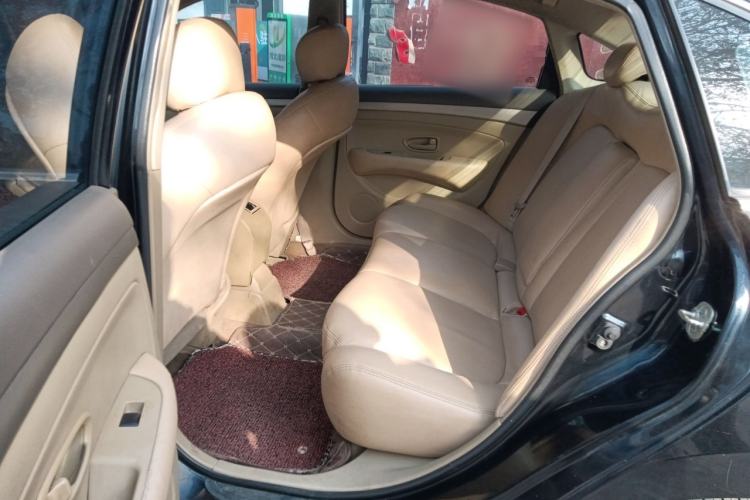 Used Nissan Sylphy 2012 Classic 1.6XE Manual Comfort Edition Left Rear Seat