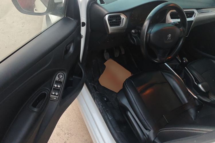 Used Peugeot 301 2018 1.6L Manual Comfort Edition Interior 3