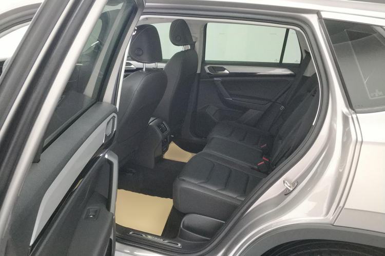 Used Volkswagen Tayron 2020 330TSI Two-Wheel Drive Luxury Smart Connectivity Version