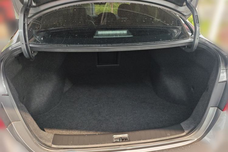 Used Nissan Sylphy 2022 Classic 1.6XL CVT Luxury Edition Trunk