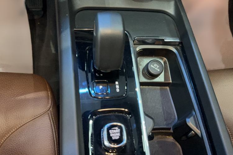 Used Volvo XC60 2023 B5 4x4 Smart Luxury Edition