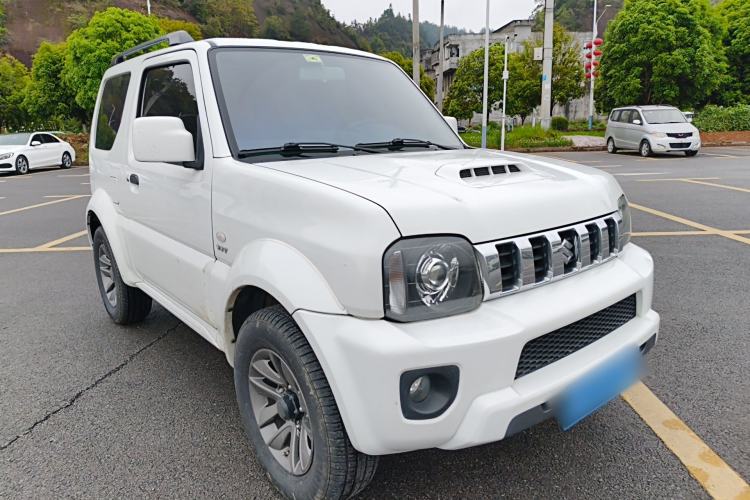 Used Suzuki Jimny 2015 1.3 AT JLX Front Right 45 Deg