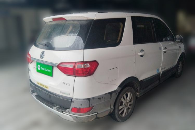 Used Dongfeng Fengon 370 2016 1.5L Manual Luxury Version SFG15-02 7 Seats
