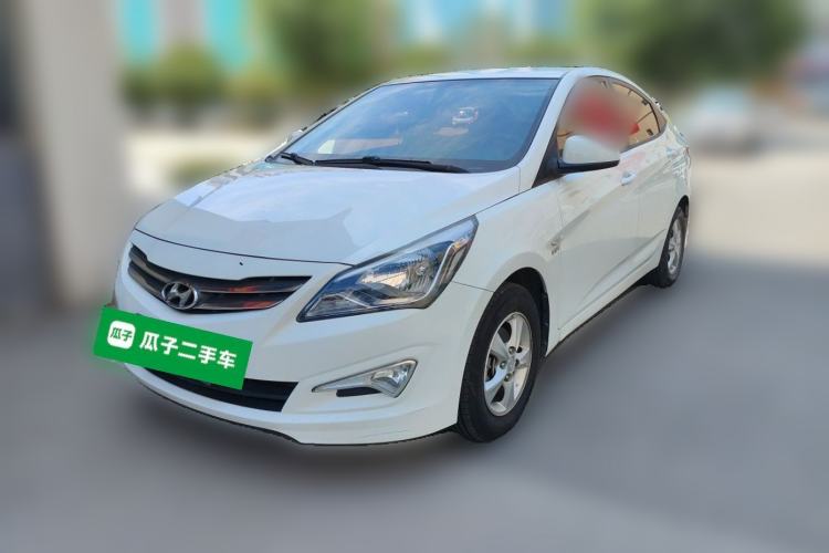 Used Hyundai Verna (older generation) 2016 1.4L Manual Smart GLS Trim