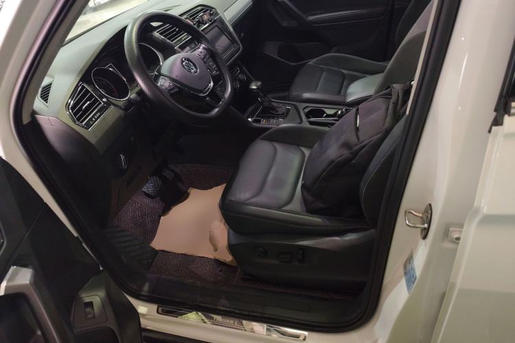 Used Volkswagen Tiguan L 2019 330TSI Automatic Two-Wheel Drive Smart Luxury Version China VI Standard
