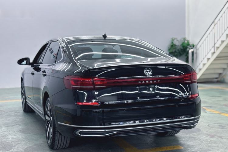 Used Volkswagen Passat 2022 330TSI Starry Elite Edition Exterior 5
