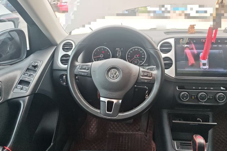 Used Volkswagen Tiguan 2017 300TSI Automatic Two-Wheel Drive Silk Road Comfort Edition Steering Wheel