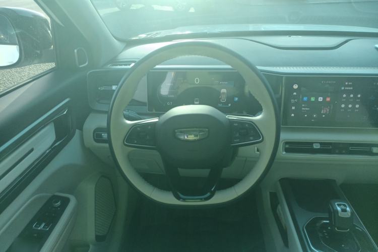 Used Geely Auto icon 2023 1.5TD Chocolate Smoothie Edition
