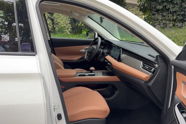 Used Oshan X7 PLUS 2023 Enjoy Edition 1.5T Automatic Pilot Model 7 Seats