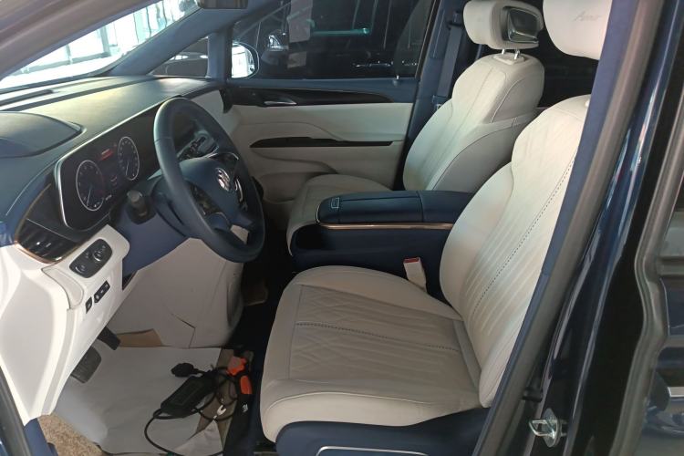 Used Buick GL8 2022 Avenir Avia Four-Seat Prestige Edition