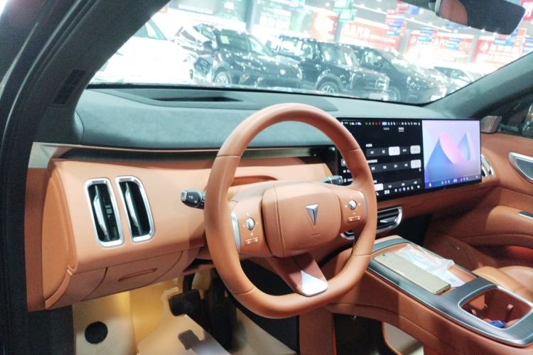 Used Deepal S09 2025 Four-Wheel Drive Ultra+ Custom Edition
