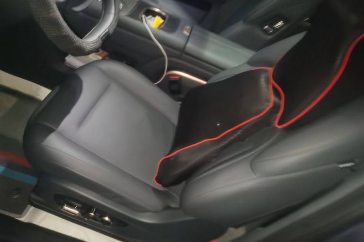 Used Dongfeng eπ eπ008 2024 210Max Range-Extended Version 6 Seats