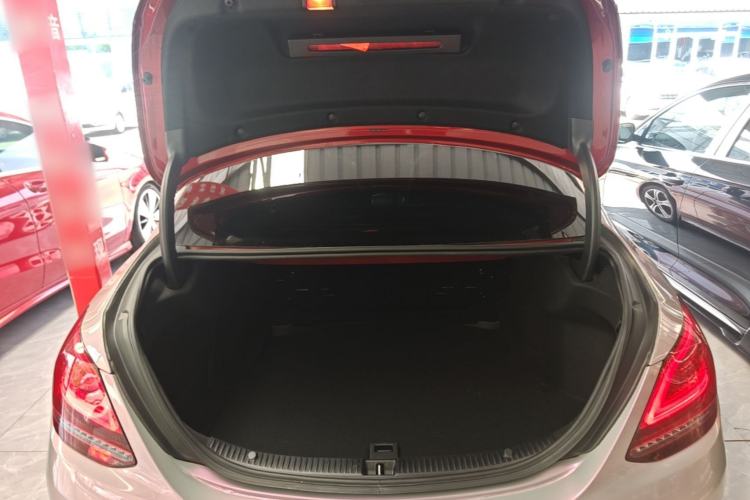 Used Mercedes-Benz C-Class 2019 Restyled C 260 L Sport Edition Trunk