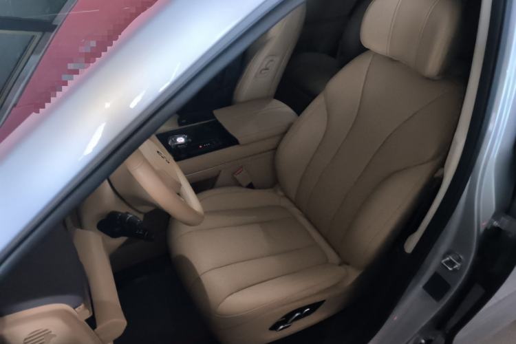 Used Hima AITO M7 2024 1.5T Rear-Drive Plus Version 6 Seats
