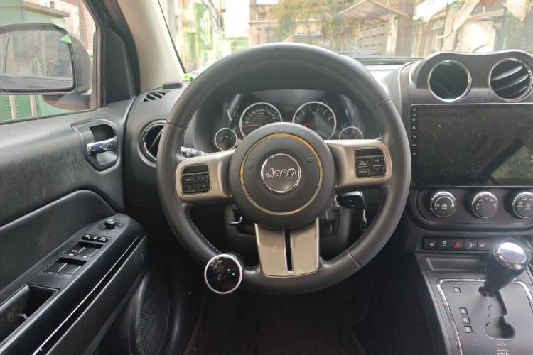 Used Jeep Compass 2012 2.4L Four-Wheel Drive Urban Edition