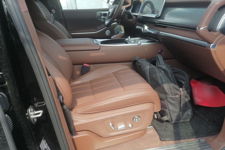 Used Tank 700 New Energy 2024 Hi4-T Extreme Edition
