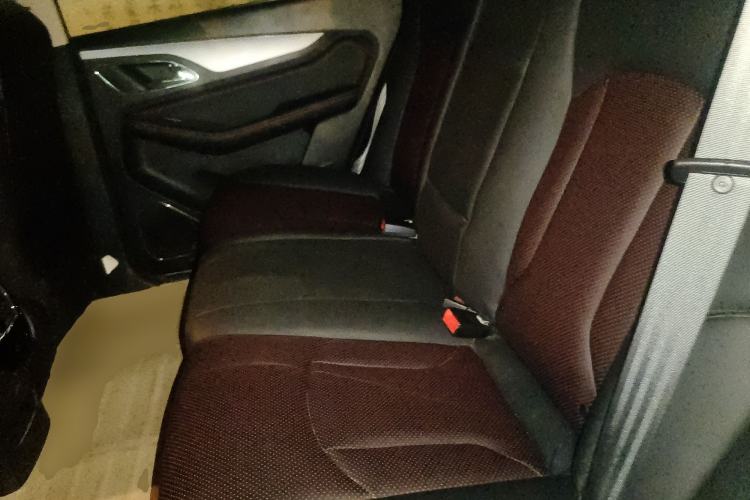 Used Baojun 560 2016 1.8L Manual Luxury Edition