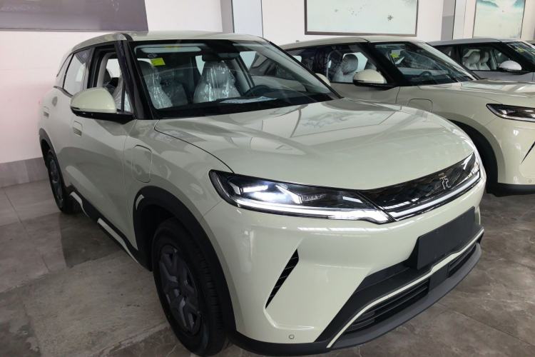 Used BYD Yuan UP 2025 Model 301KM Leading Version