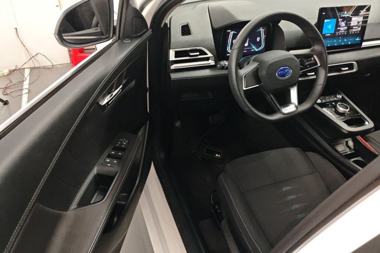 Used BYD e2 2020 Upgraded Model Standard Range Version Standard Configuration Interior 3