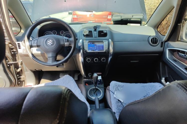 Used Suzuki SX4 2012 1.6L Automatic Ruiqi Model
