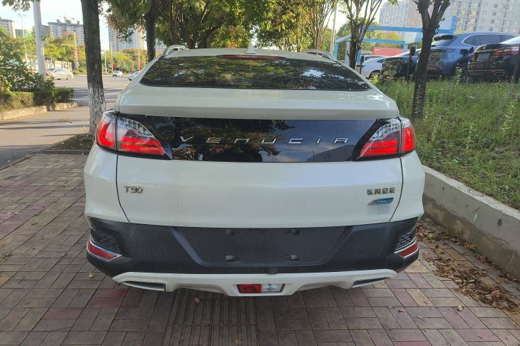 Used Venucia T90 2018 2.0L CVT Smart Connect Luxury Edition China V Standard