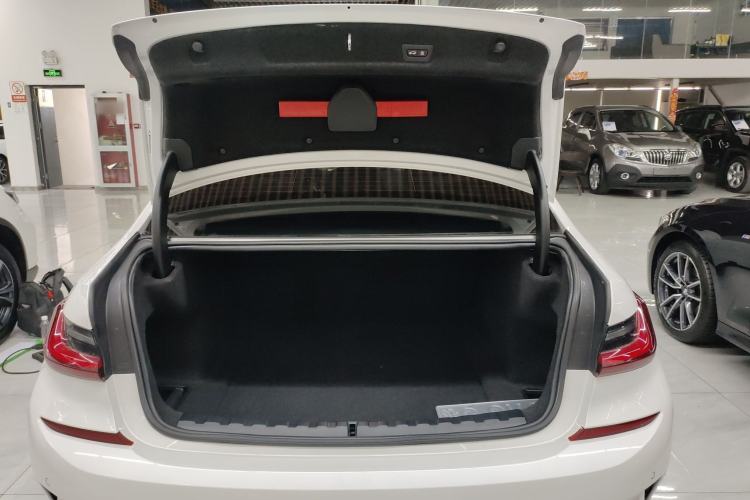 Used BMW 3 Series 2022 Updated 325Li M Sport Package Trunk