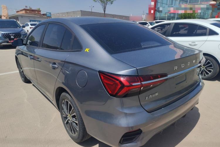 Used Roewe i5 2021 1.5L CVT Platinum Edition