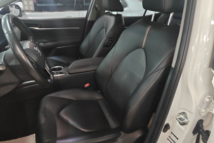 Used Toyota Camry 2023 2.5G Luxury Edition Left Front Seat