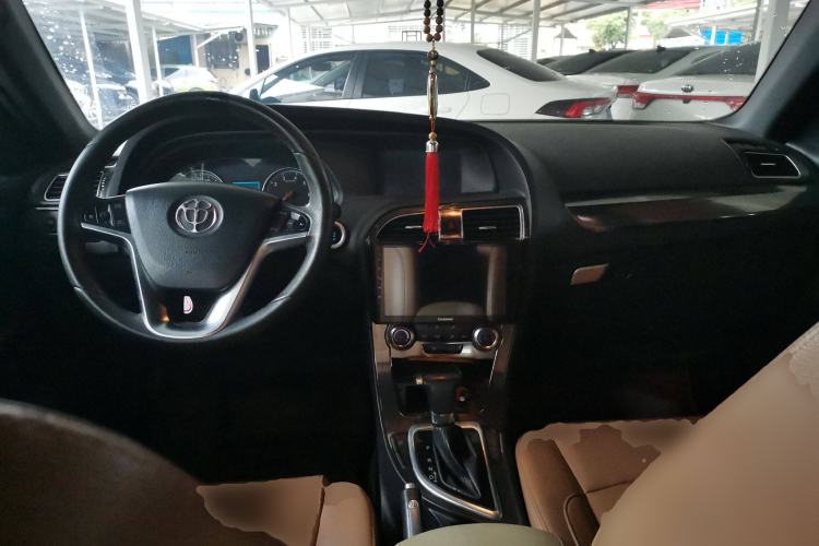 Used Brilliance V5 2014 1.5T Automatic Two-Wheel Drive Luxury Version