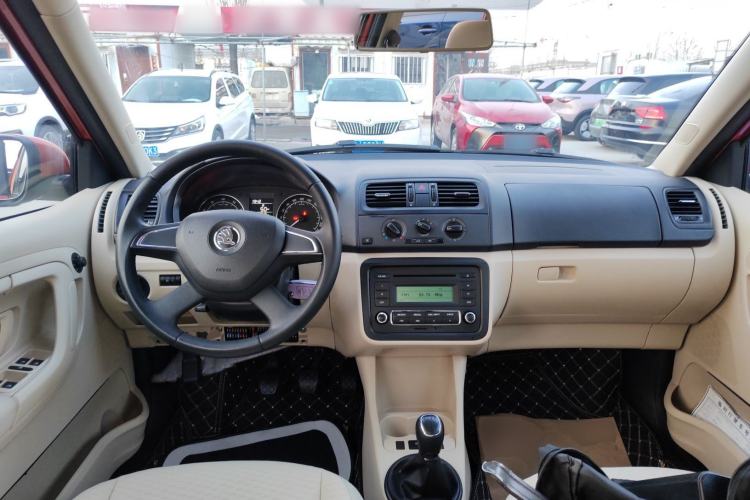 Used Skoda Fabia 2014 1.4L Manual Jingling Edition