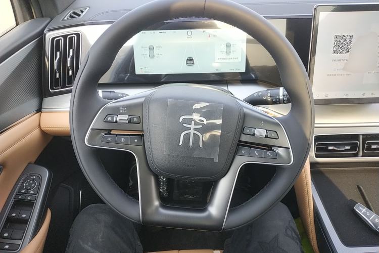 Used BYD Song L DM-i 2024 112 km Leading Edition
