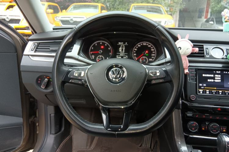 Used Volkswagen Passat 2017 280TSI DSG Luxury Edition