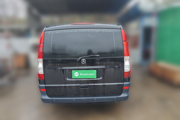 Used Mercedes-Benz Vito 2011 2.5L 7-seater executive version Rear