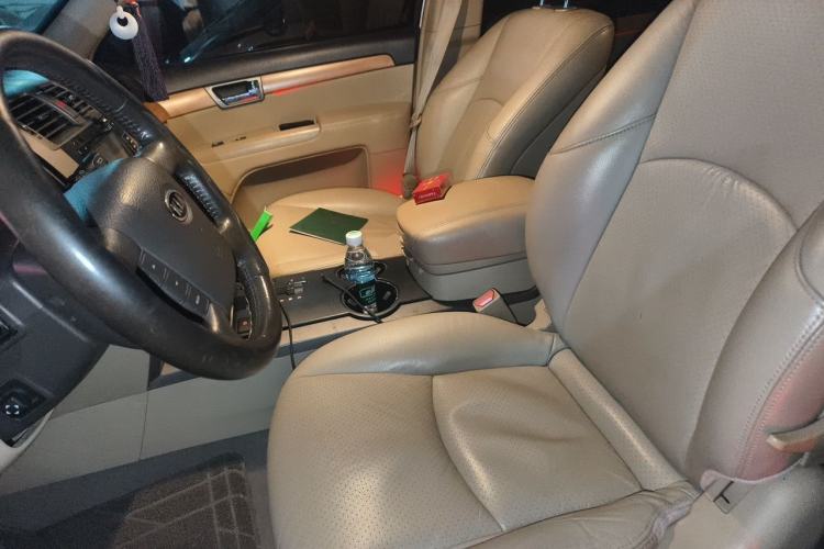 Used Kia Borrego 2008 3.8L Luxury Edition China IV