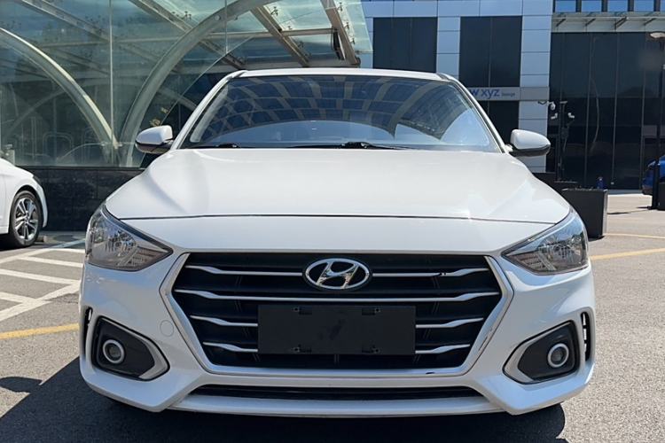 Used Hyundai Celesta Traveler 2018 1.6L Automatic Enjoyment Model China V Standard