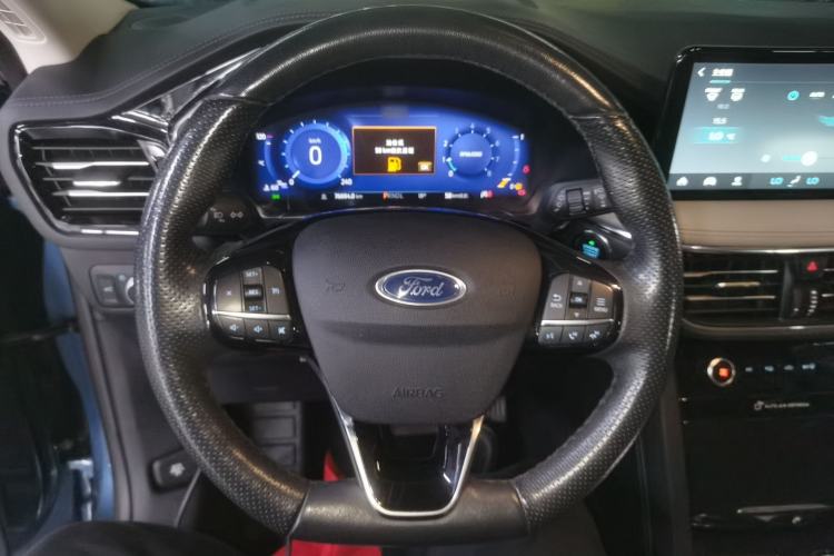 Used Ford Escape 2020 EcoBoost 245 Four-Wheel Drive Luxury Edition

