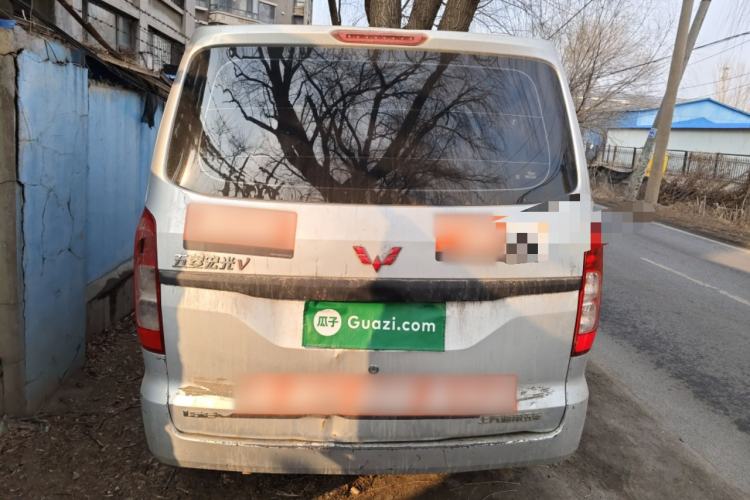 Used Wuling Hongguang V 2019 1.5L Jingqu Version China VI LAR