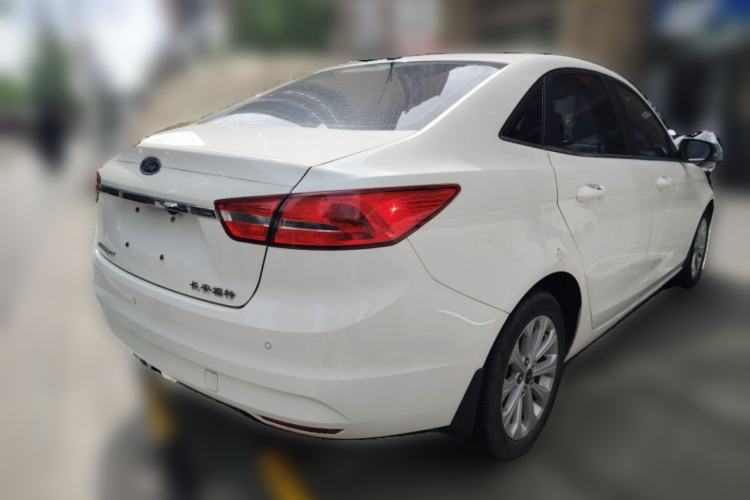 Used Ford Escort 2015 1.5L Automatic Fashion Model Rear Right 45 Deg