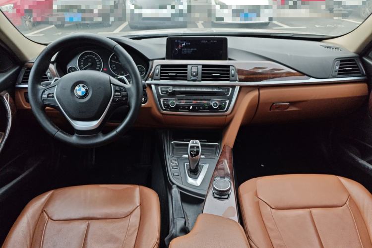 Used BMW 3 Series 2015 320Li Luxury Design Package Premium Edition Center Console