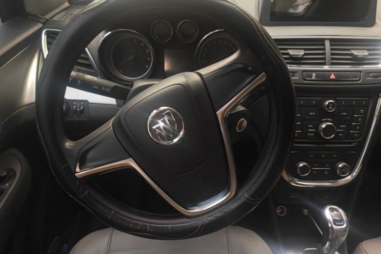 Used Buick Encore 2015 1.4T Automatic Two-Wheel Drive Urban Elite Version
