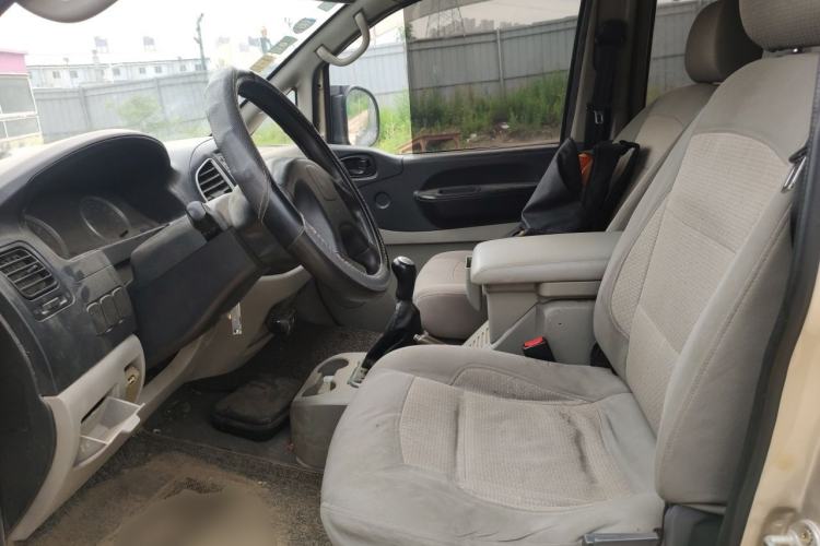 Used FORTHING Lingzhi 2015 V3 1.5L 7-Seater Luxury Model