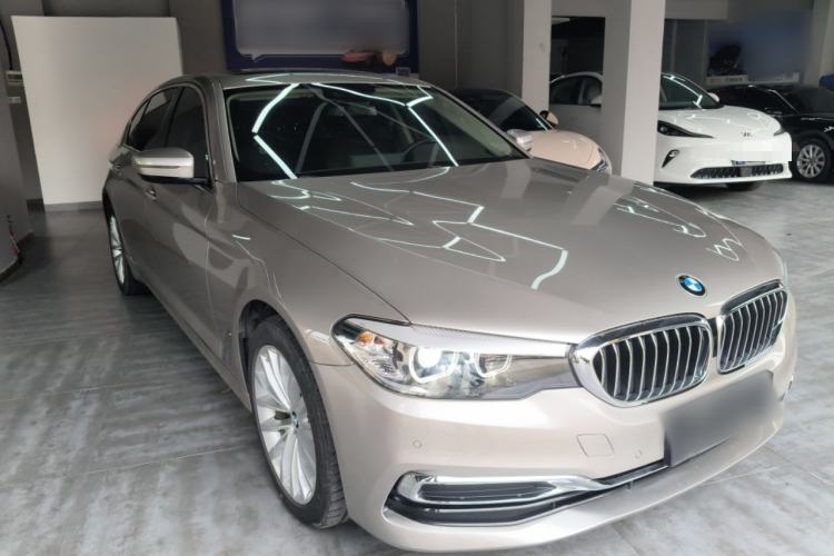 Used BMW 5 Series 2020 525Li Luxury Package Exterior 1