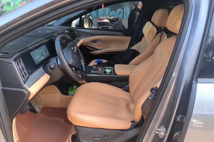 Used BYD Song L DM-i 2024 112 km Leading Edition
