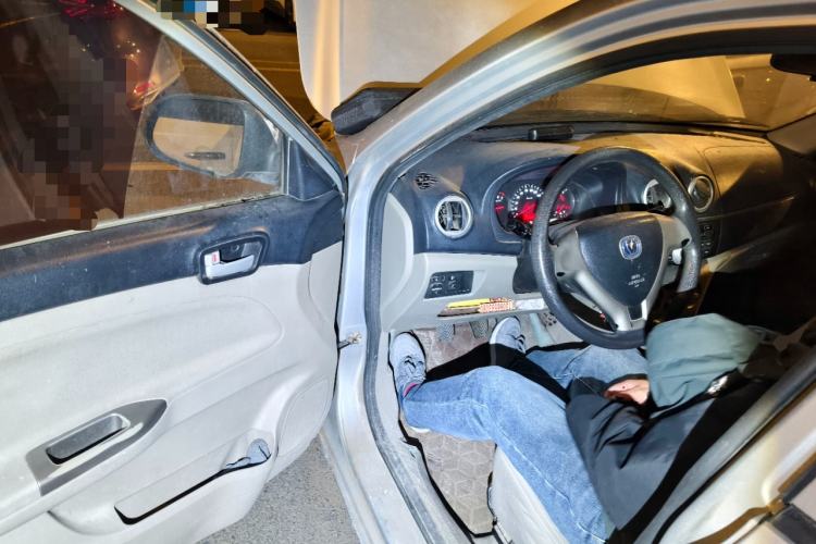 Used CHANGAN Alsvin V3 2012 1.3L Manual Luxury Version China IV Standard
