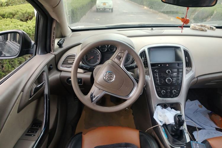 Used Buick GT 2013 GT 1.6L Manual Entry-Level Model