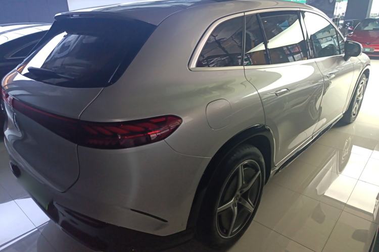 Used Mercedes-Benz EQS SUV 2023 450 4MATIC Pioneer Edition Rear Right 45 Deg