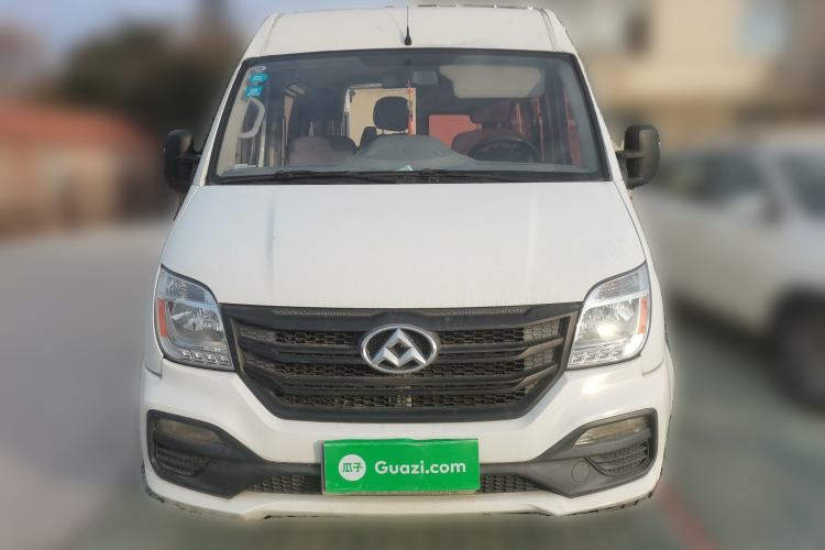 Used SAIC MAXUS Xintu V80 2018 2.5T 6-Speed Manual Aoyuntong Short Wheelbase Mid-Height 5-6 Seater