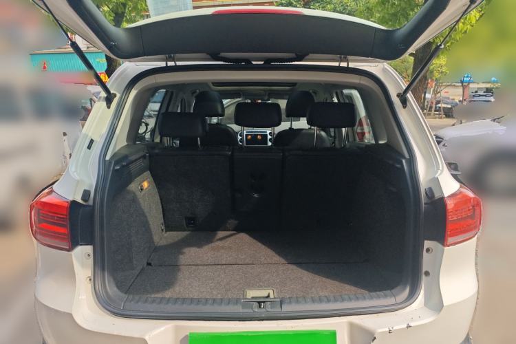 Used Volkswagen Tiguan 2015 1.8TSI Automatic Two-Wheel Drive Luxury Model