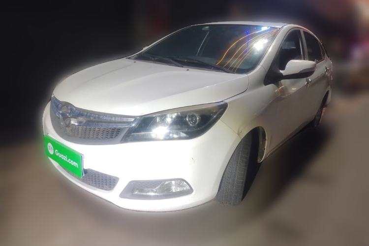 Used Haima M3 2015 1.5L CVT Elite with Sunroof